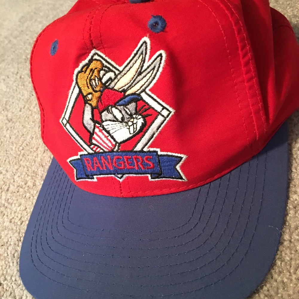 Brand new never worn 1993 bugs bunny rangers hat